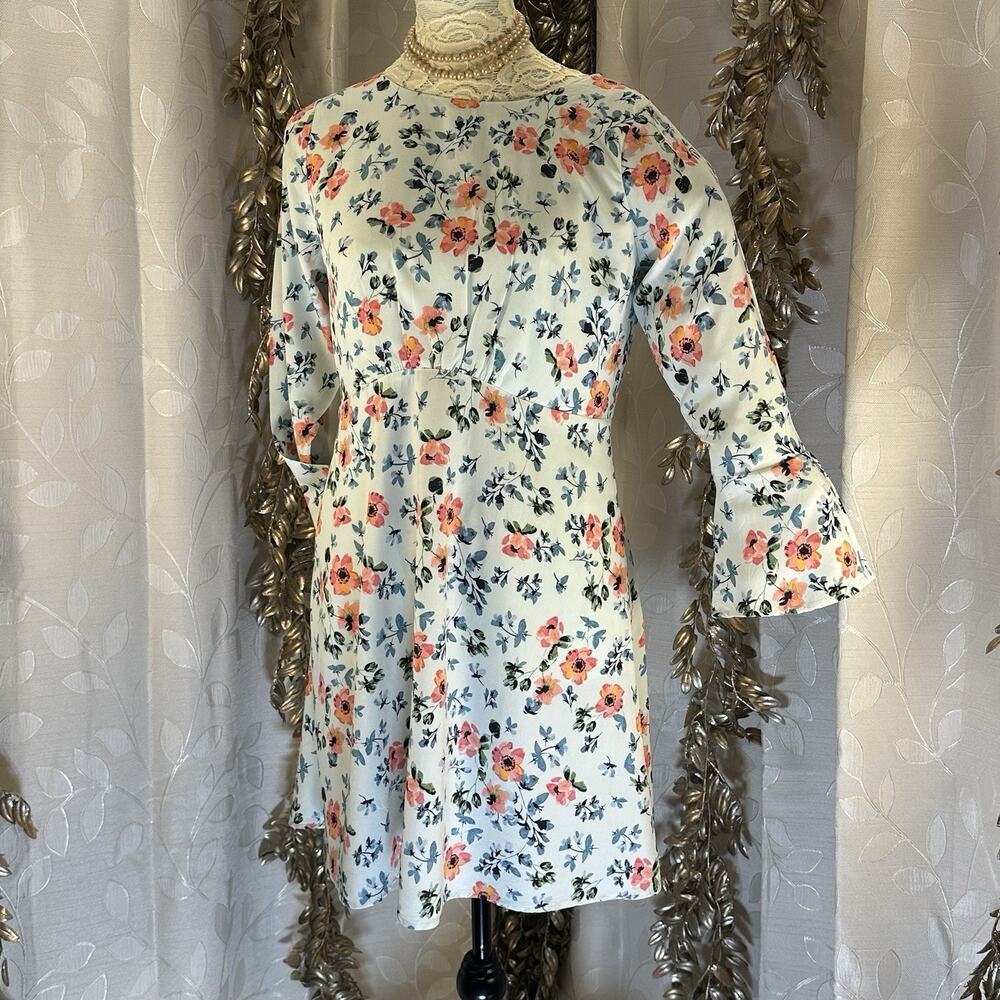 LOFT Floral Mini Dress | Size 4 | Soft Blue Pink Bloom | Cottagecore Spring - Picture 8 of 14